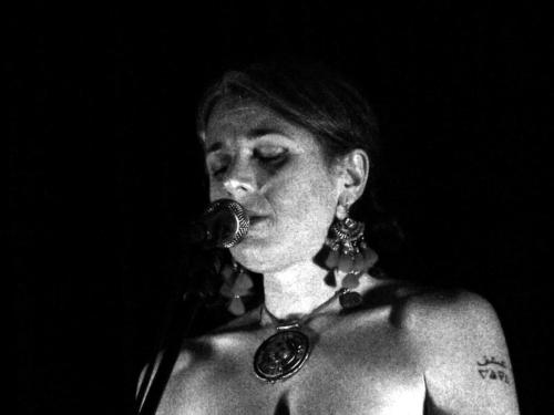 Frida Neri Cantautrice, Interprete, attrice, autrice di Spettacoli di Teatro