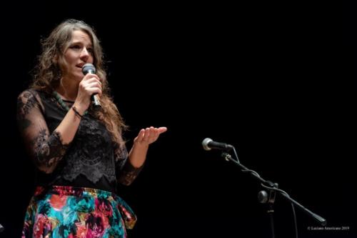 Frida Neri Cantautrice, Interprete, attrice, autrice di Spettacoli di Teatro